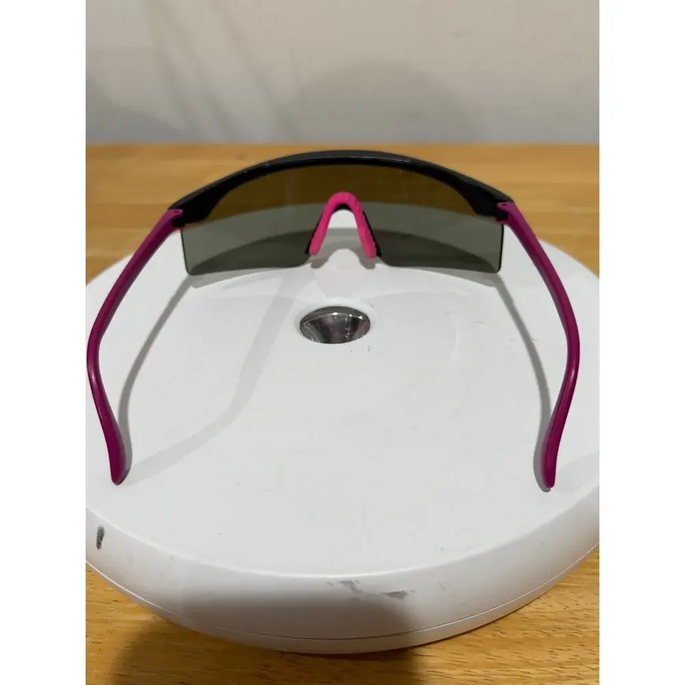 Vintage Oakley Razor Blades Sunglasses Black Pink Standard Stem Grey Shield Lens